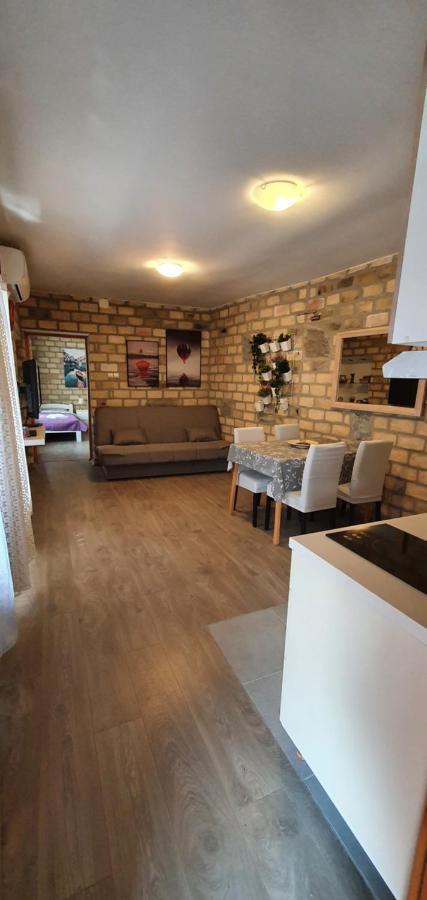 Bakina Kuca Apartment โกลูบาค ภายนอก รูปภาพ